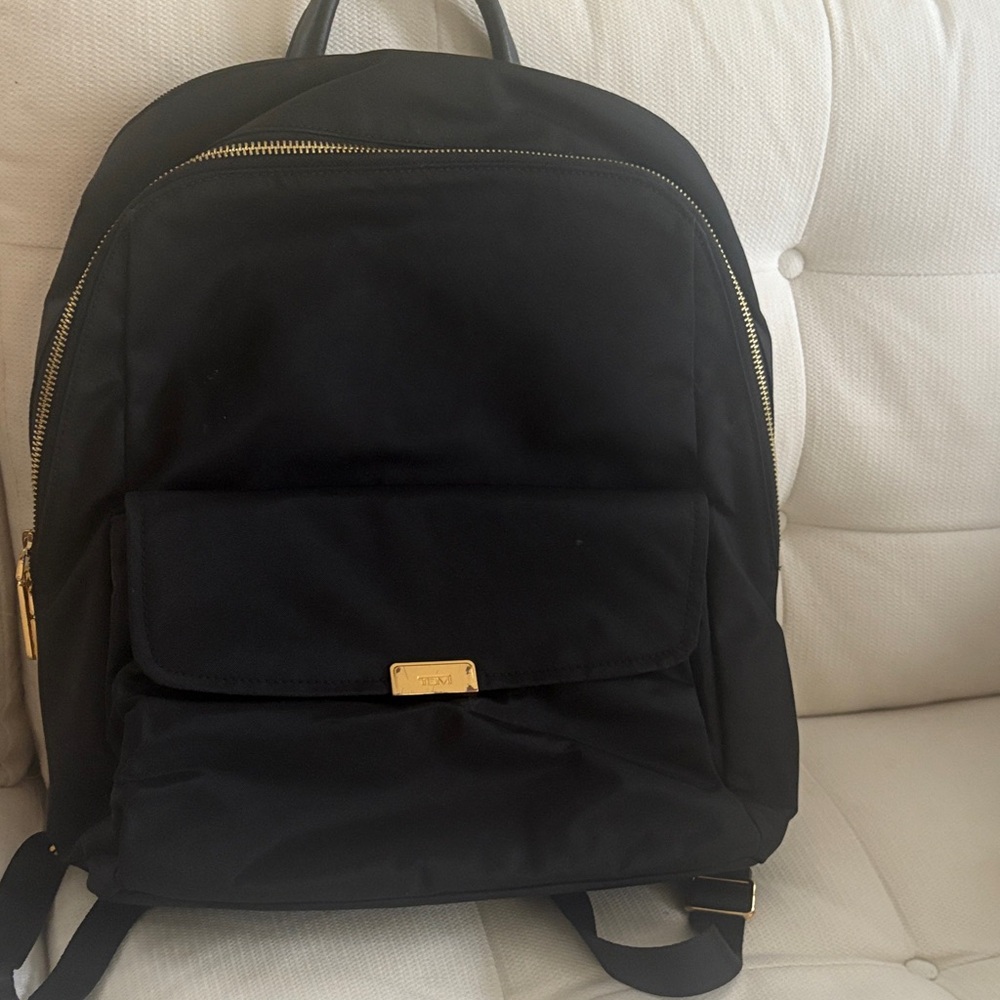 ⭐️⭐️SALE🌟🌟 TUMI Black Backpack with Gold Accents